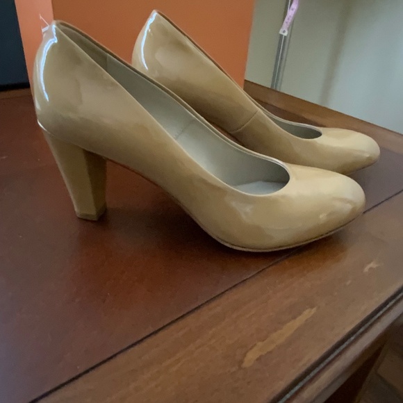 AGL NUDE Patent Leather Pump SZ 38.5 - Picture 11 of 12